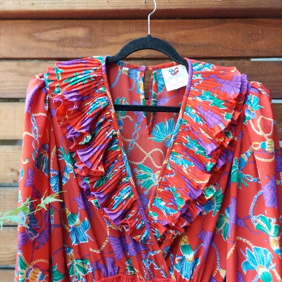 Red Hot Super Flattering Susan Tudor Vintage Jumpsuit Compliment City - Picture 2 of 16